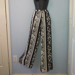 Black&White Wide Leg Pant (Medium)